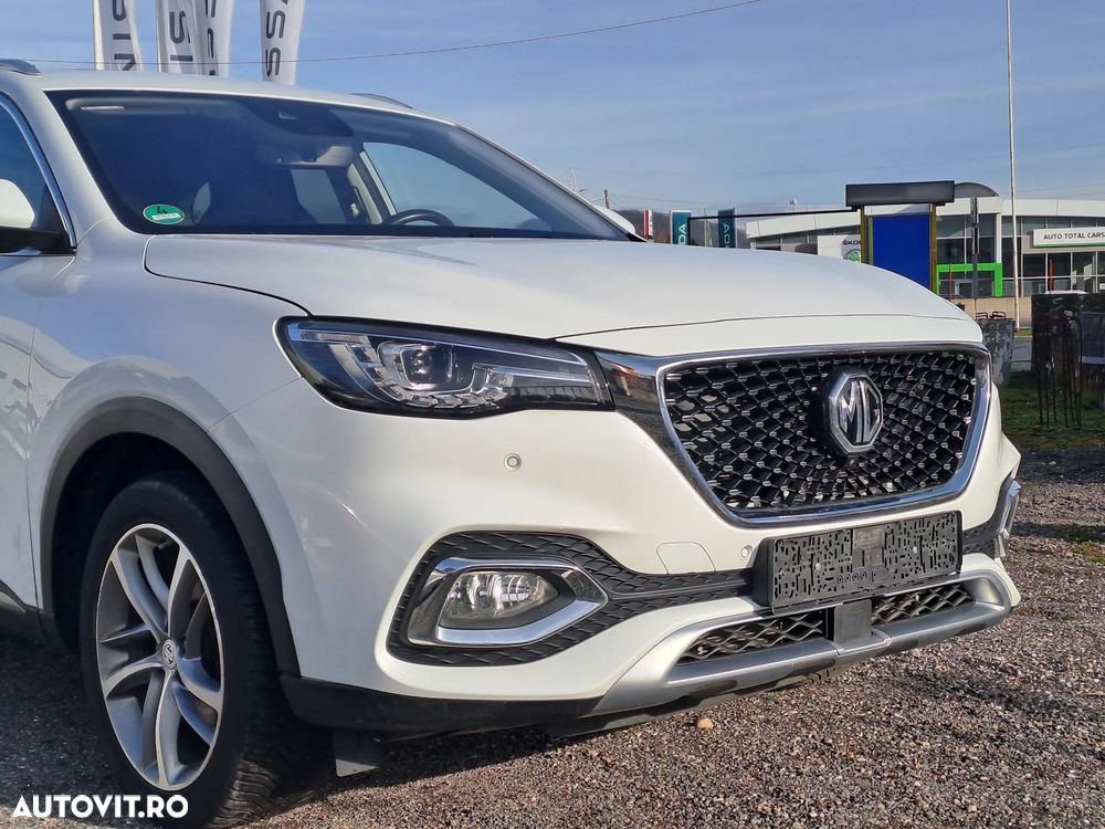 MG EHS PHEV Luxury - 2