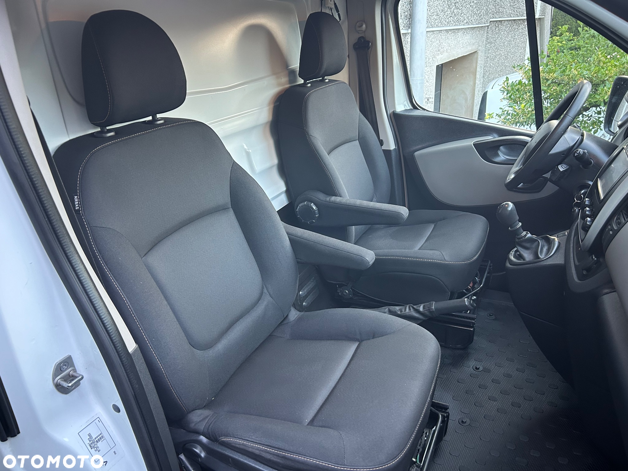 Renault Trafic - 17