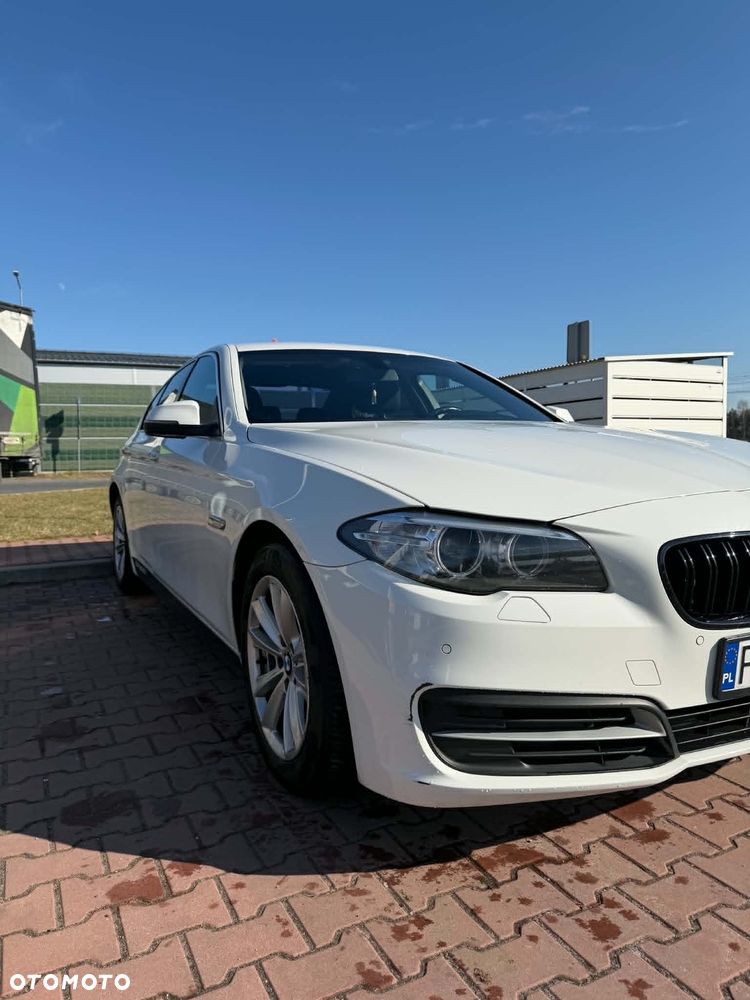 BMW Seria 5 518d - 12