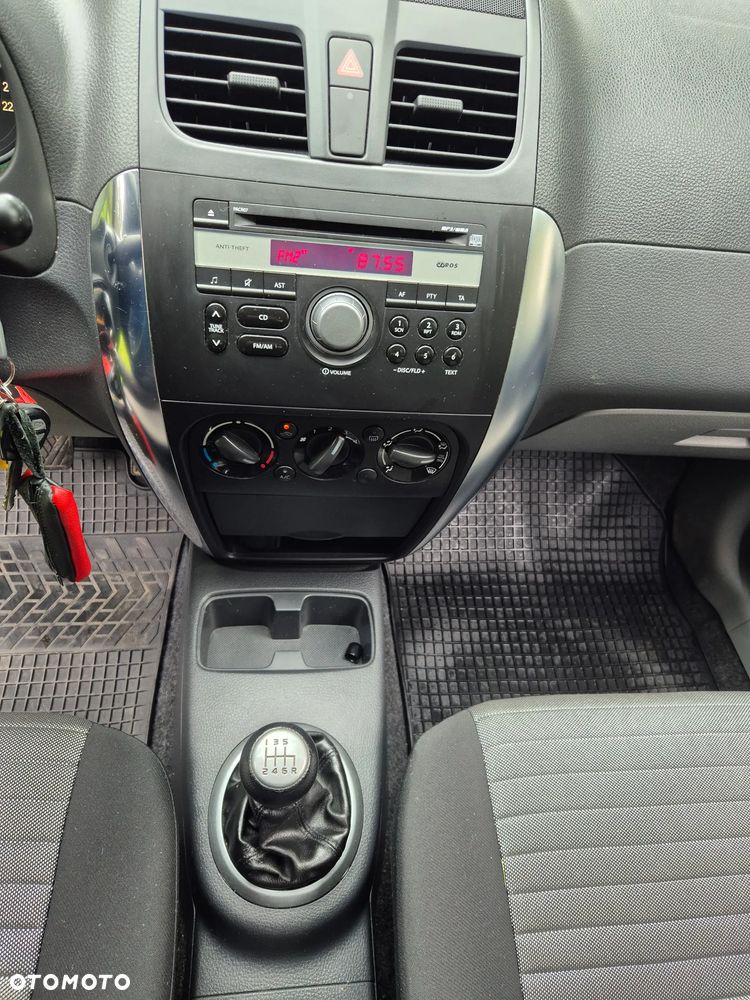 Suzuki SX4 2.0 DDiS 4x4 Comfort - 10