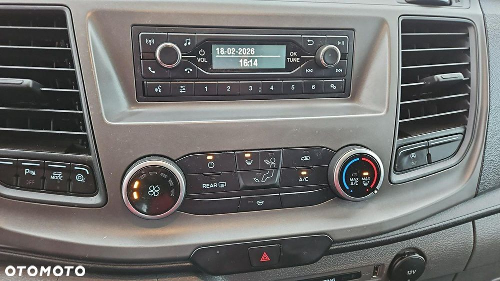Ford Transit - 18