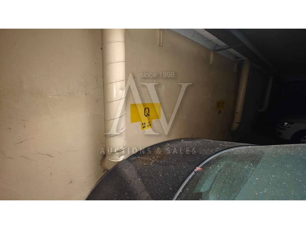 Estacionamento - VILAR DE PINHEIRO - VILA DO CONDE |LEILÂO PRESENCI... - Grande imagem: 2/3
