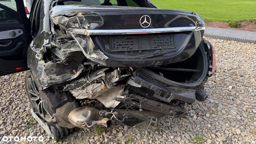 Mercedes-Benz Klasa C AMG 43 4Matic AMG TCT 9G - 11