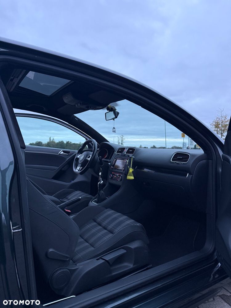 Volkswagen Golf 2.0 TDI GTD - 19