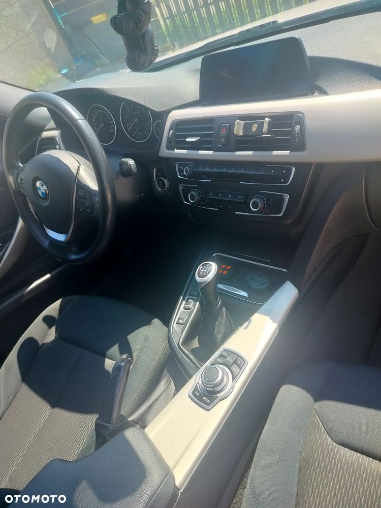 BMW Seria 3 316i - 7