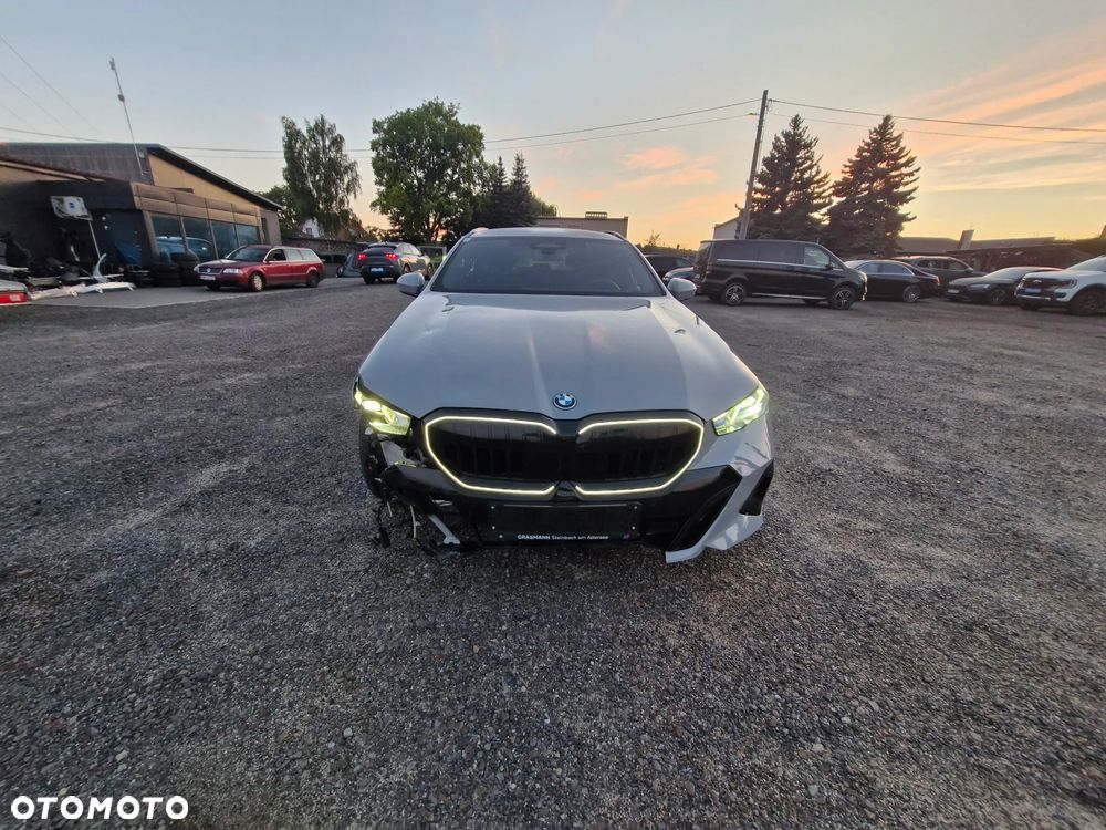 BMW Seria 5 530e xDrive - 2