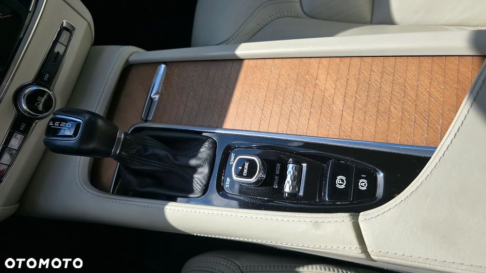 Volvo V90 D4 Geartronic Inscription - 26