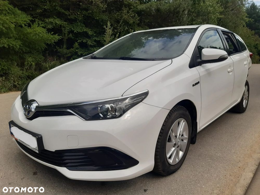 Toyota Auris Hybrid 135 Active - 3