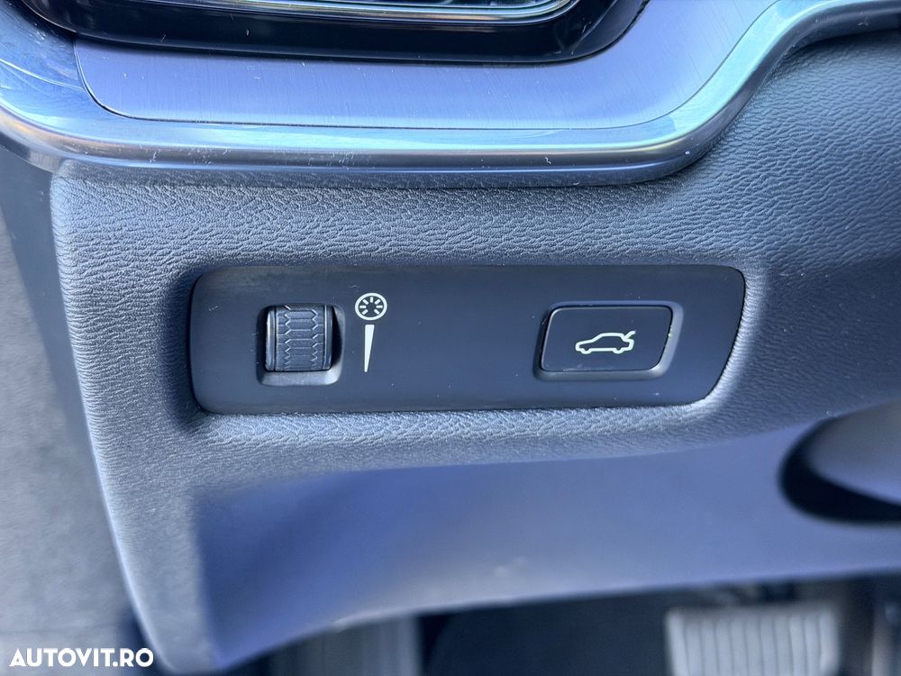 Volvo V60 D3 Geartronic Momentum - 13