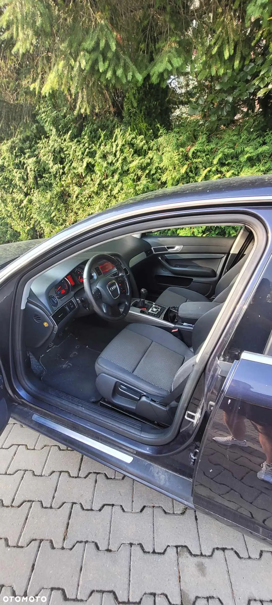 Audi A6 2.0T FSI - 5
