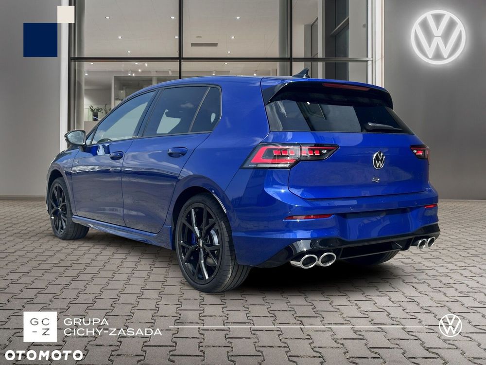 Volkswagen Golf - 4