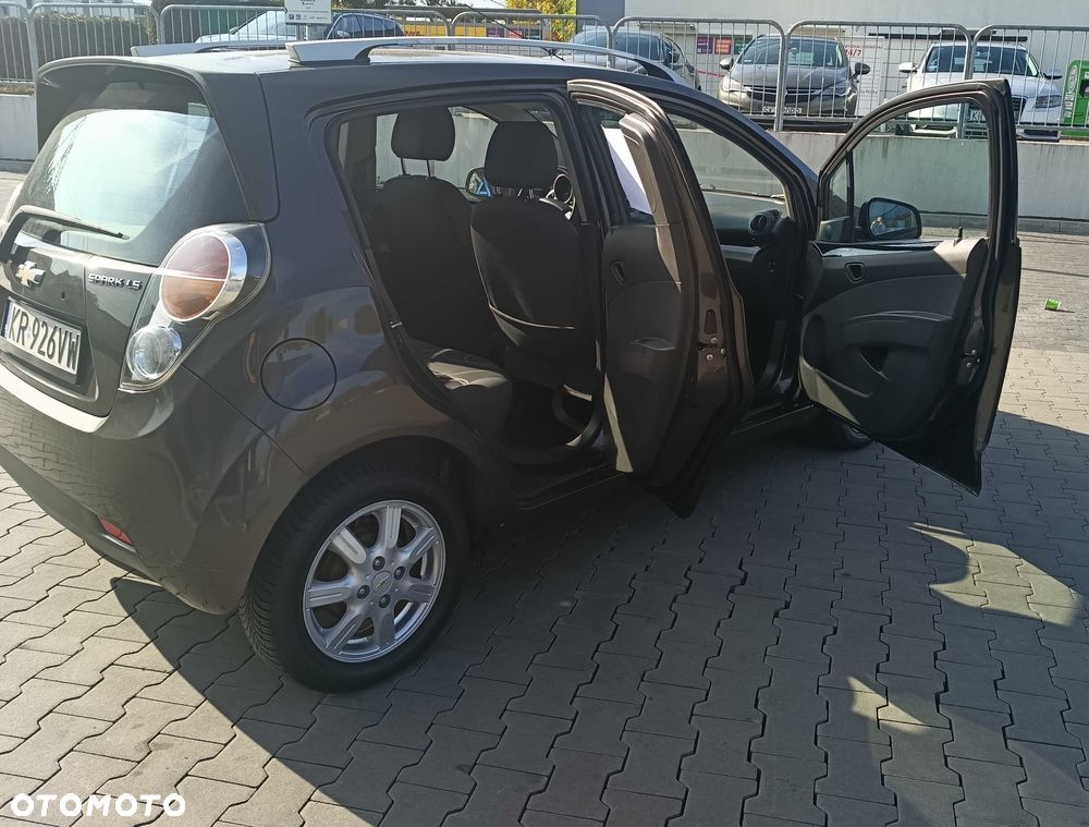 Chevrolet Spark 2012 photo 2