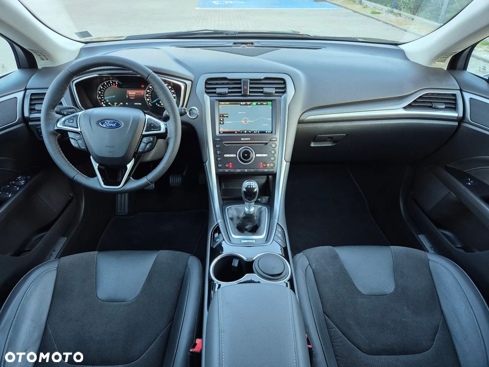 Ford Mondeo 2.0 TDCi STart-Stopp Titanium - 12