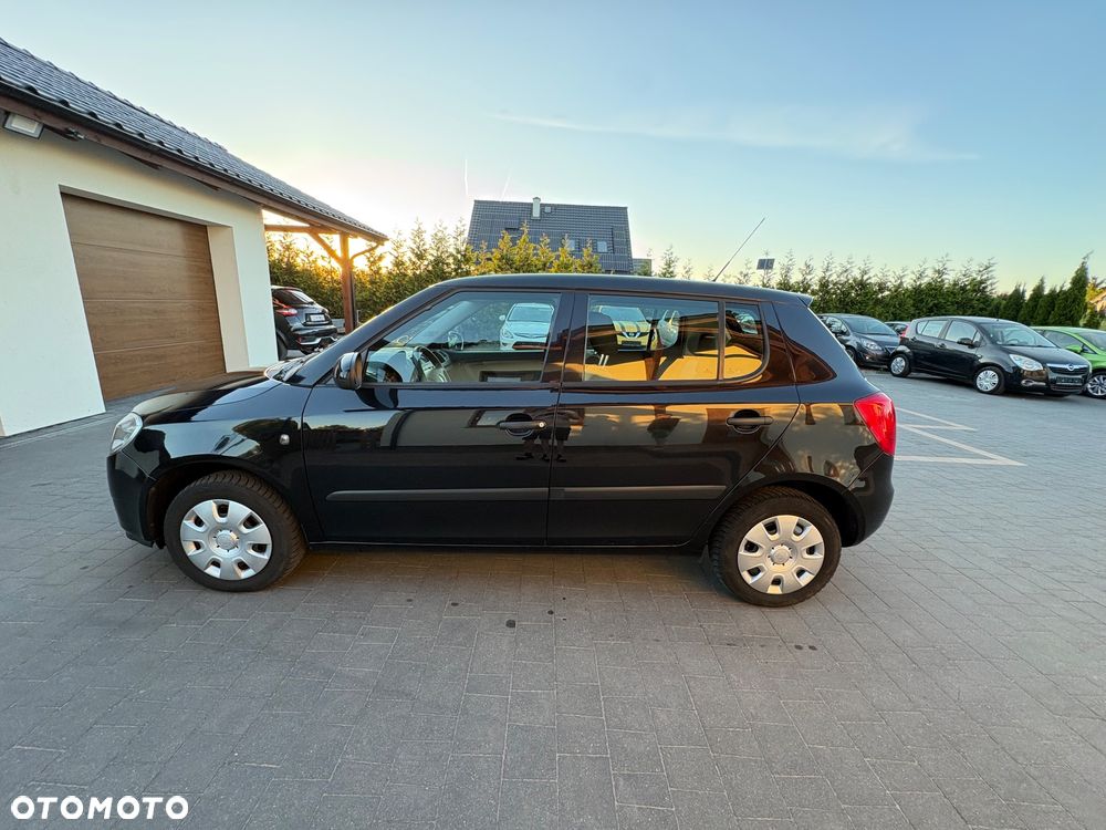 Skoda Fabia 1.2 HTP Ambiente - 5