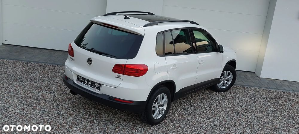 Volkswagen Tiguan 1.4 TSI BlueMotion Technology Exclusive - 35
