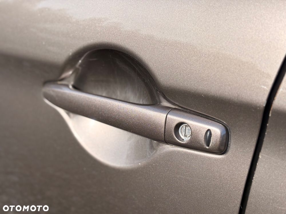 Mitsubishi ASX 1.8 DID Invite AS&G - 12