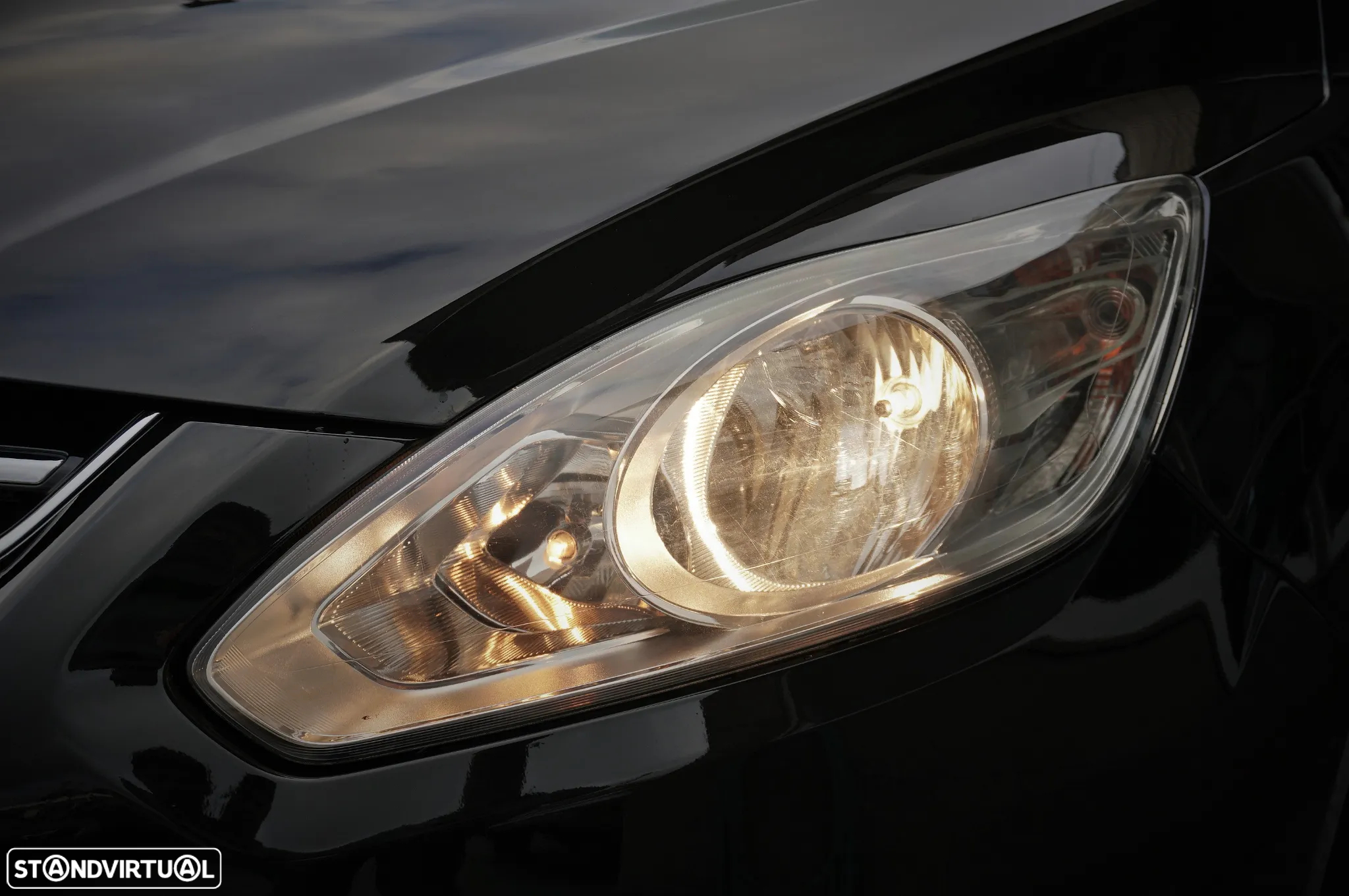 Ford C-Max 1.6 TDCi Titanium - 38