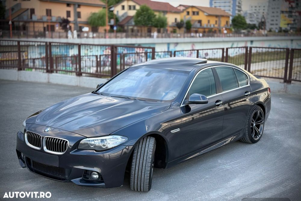 BMW Seria 5 520d AT - 13