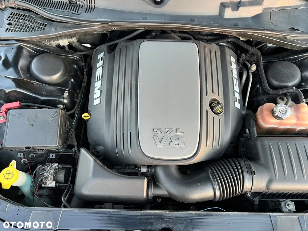 Dodge Challenger - 29