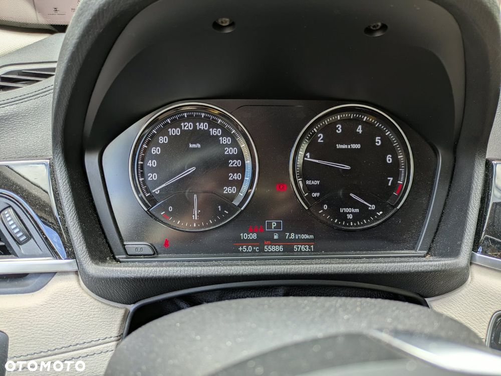 BMW X1 sDrive18i - 13