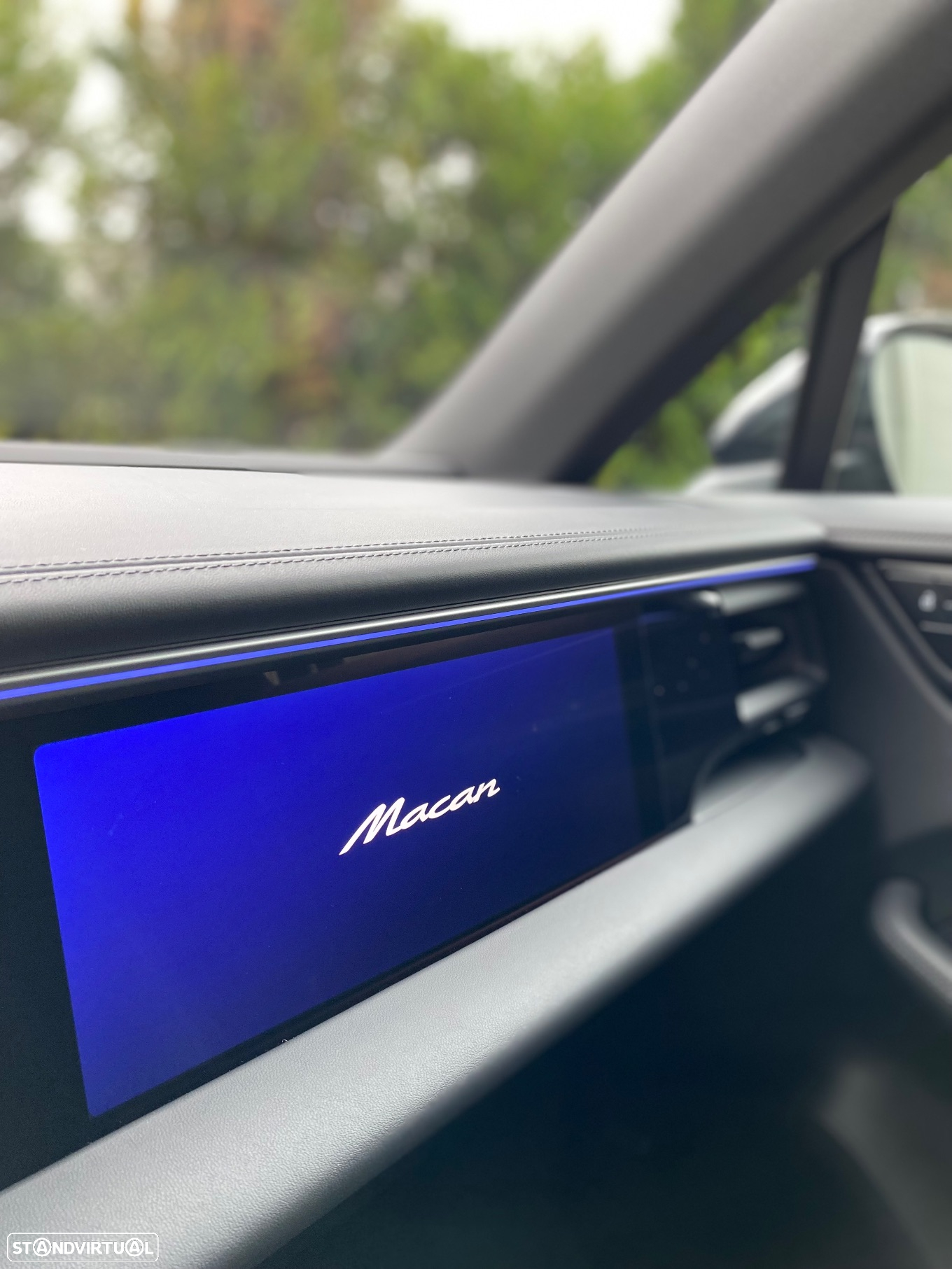 Porsche Macan Electric 4 - 24