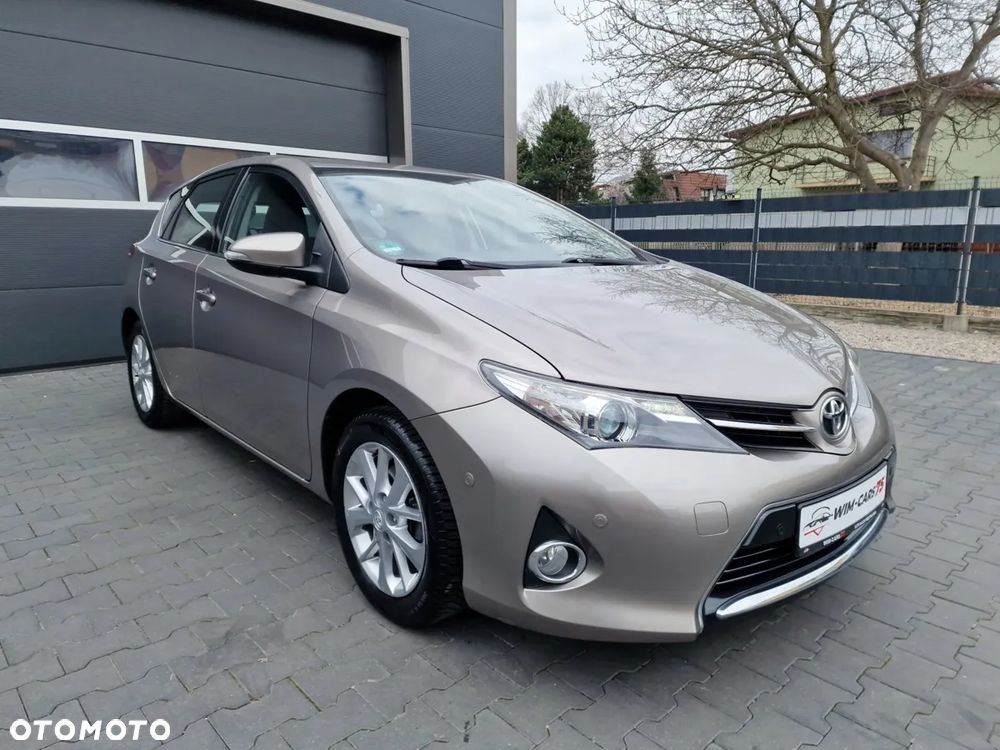 Toyota Auris 1.6 Valvematic Executive - 5
