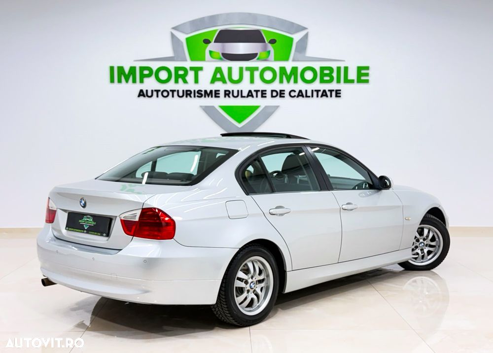 BMW Seria 3 318i Aut. - 12