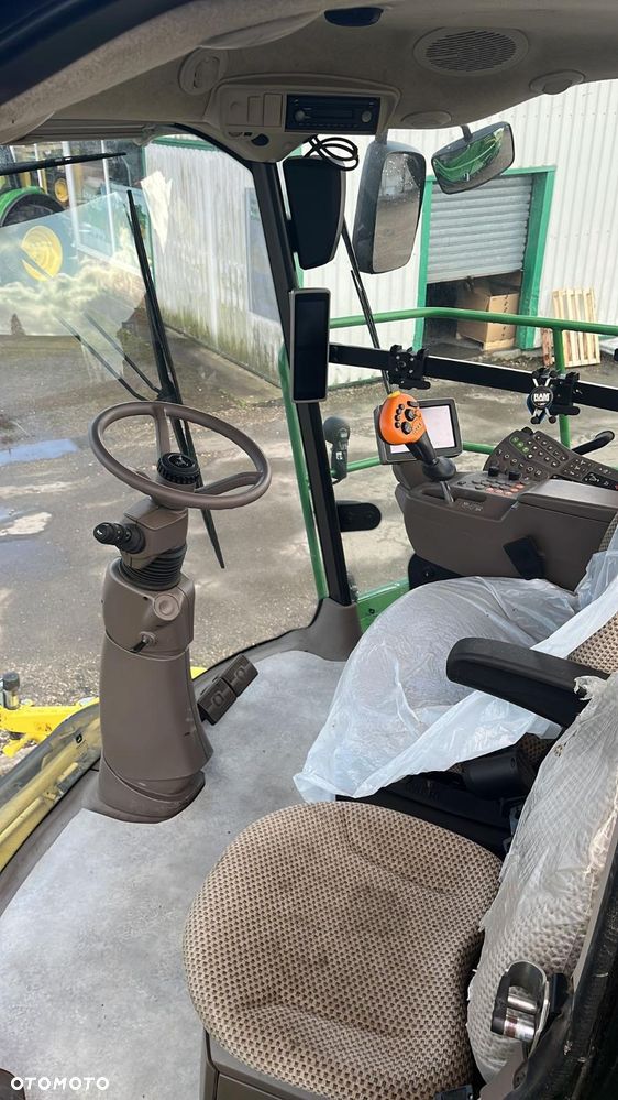 John Deere 8400 - 20