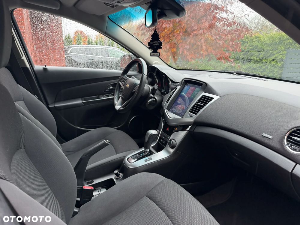 Chevrolet Cruze 1.8 LT - 3