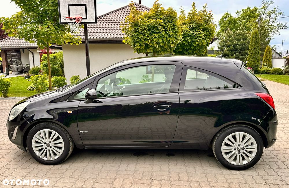 Opel Corsa 1.2 16V Cosmo - 8