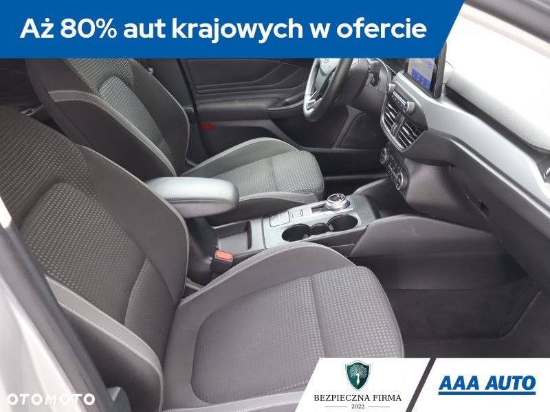 Ford Focus SW - 11