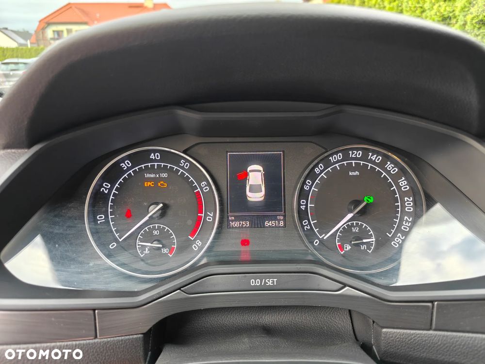 Skoda Superb 2.0 TSI DSG Style - 14