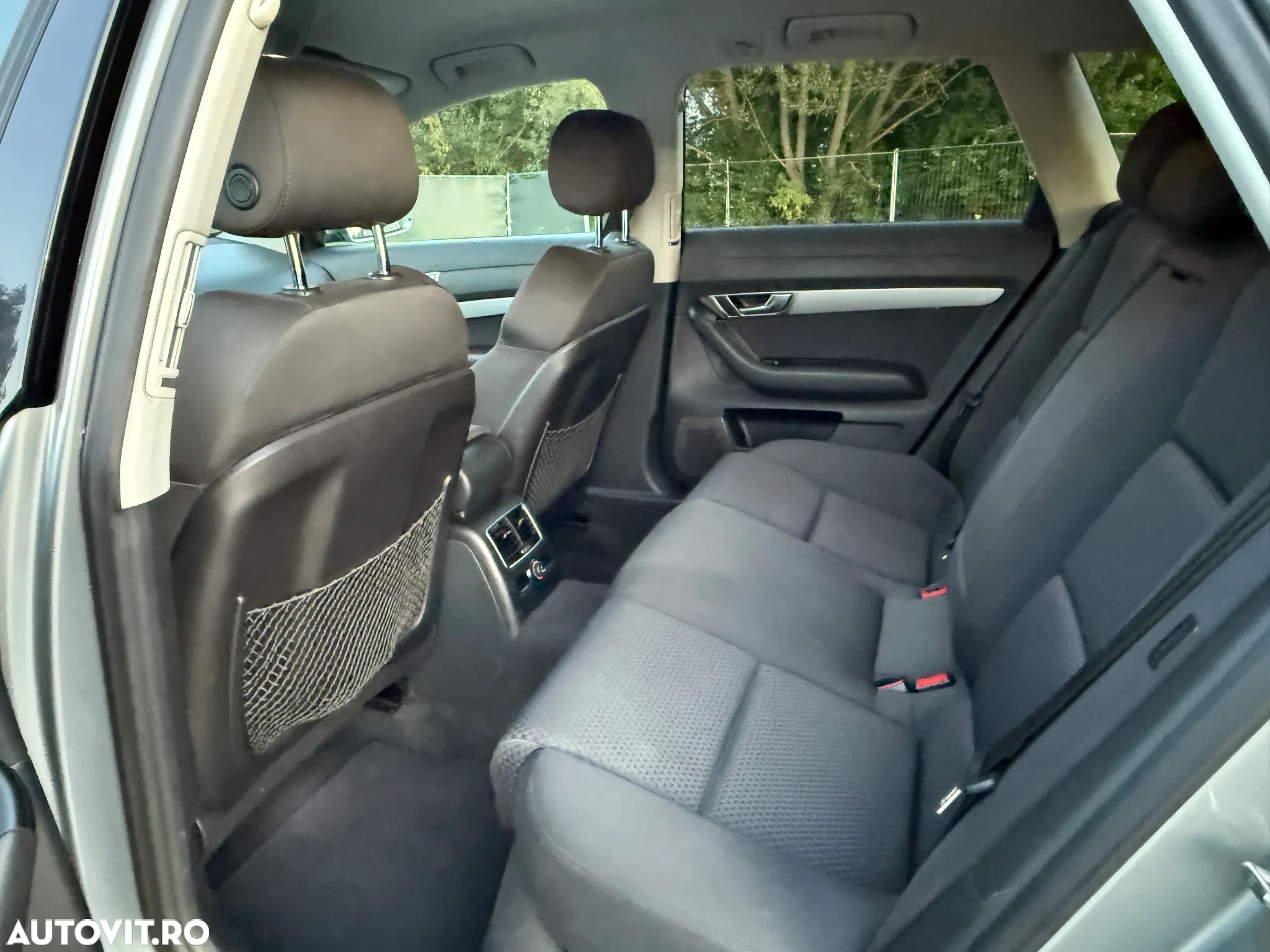 Audi A6 2.0 TDI DPF Multitronic Avant - 12