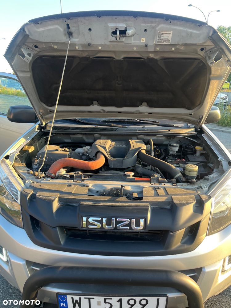 Isuzu D-Max - 32