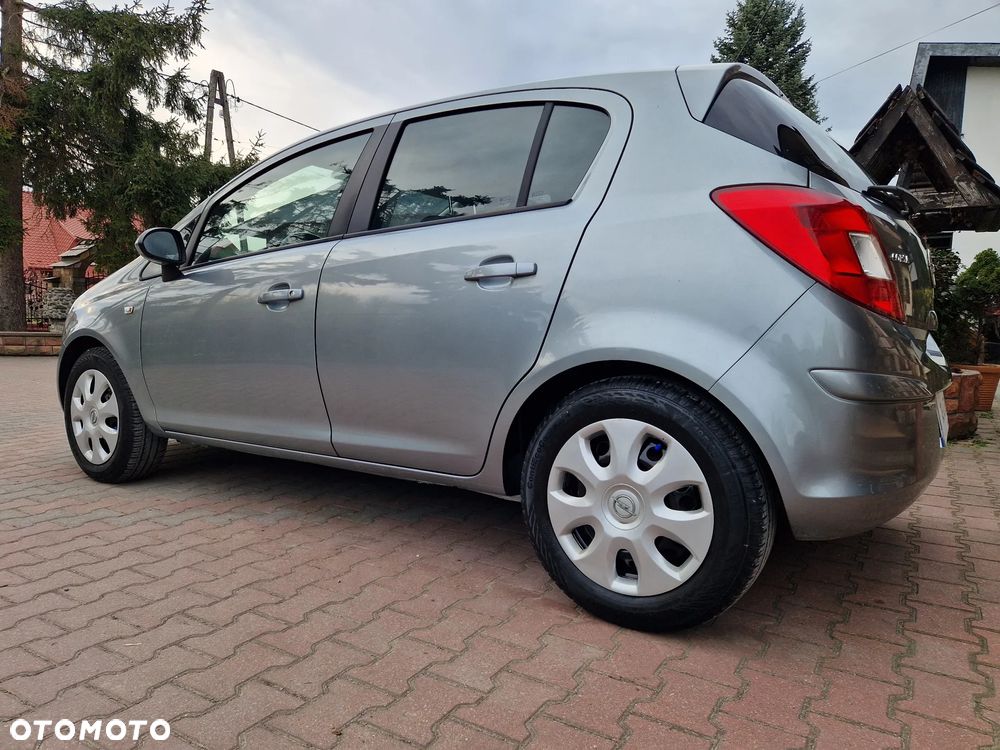 Opel Corsa 1.2 16V Enjoy - 5