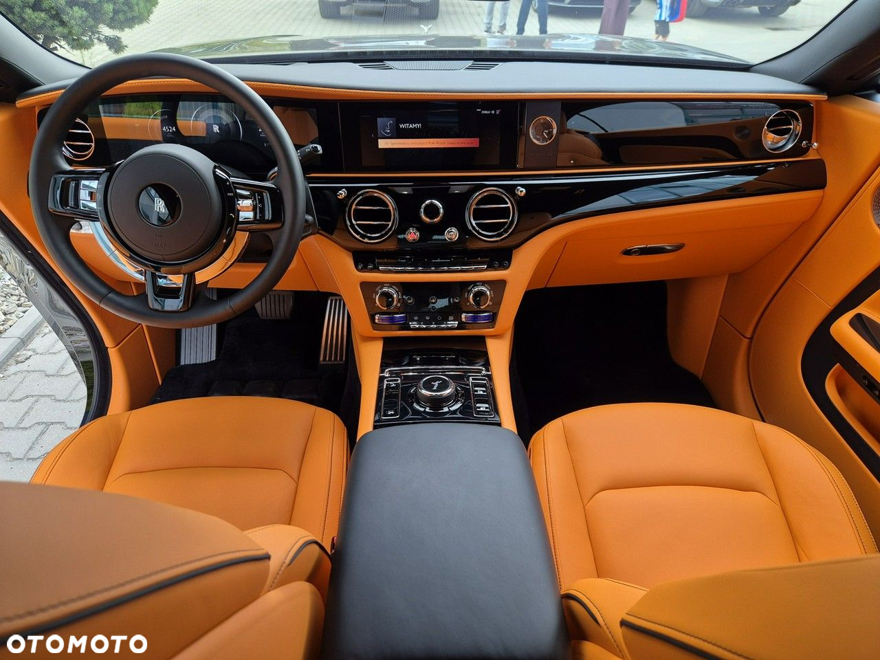 Rolls-Royce Spectre - 17