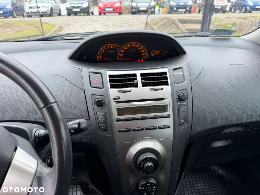 Toyota Yaris 1.33 Active - 16