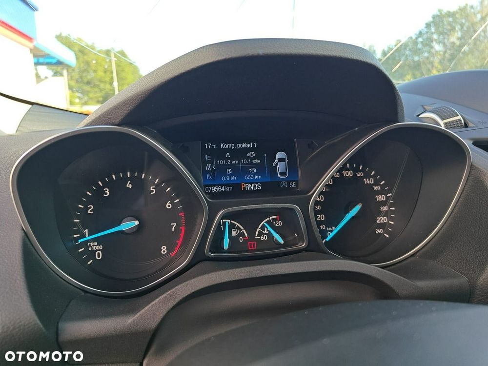 Ford Kuga - 21