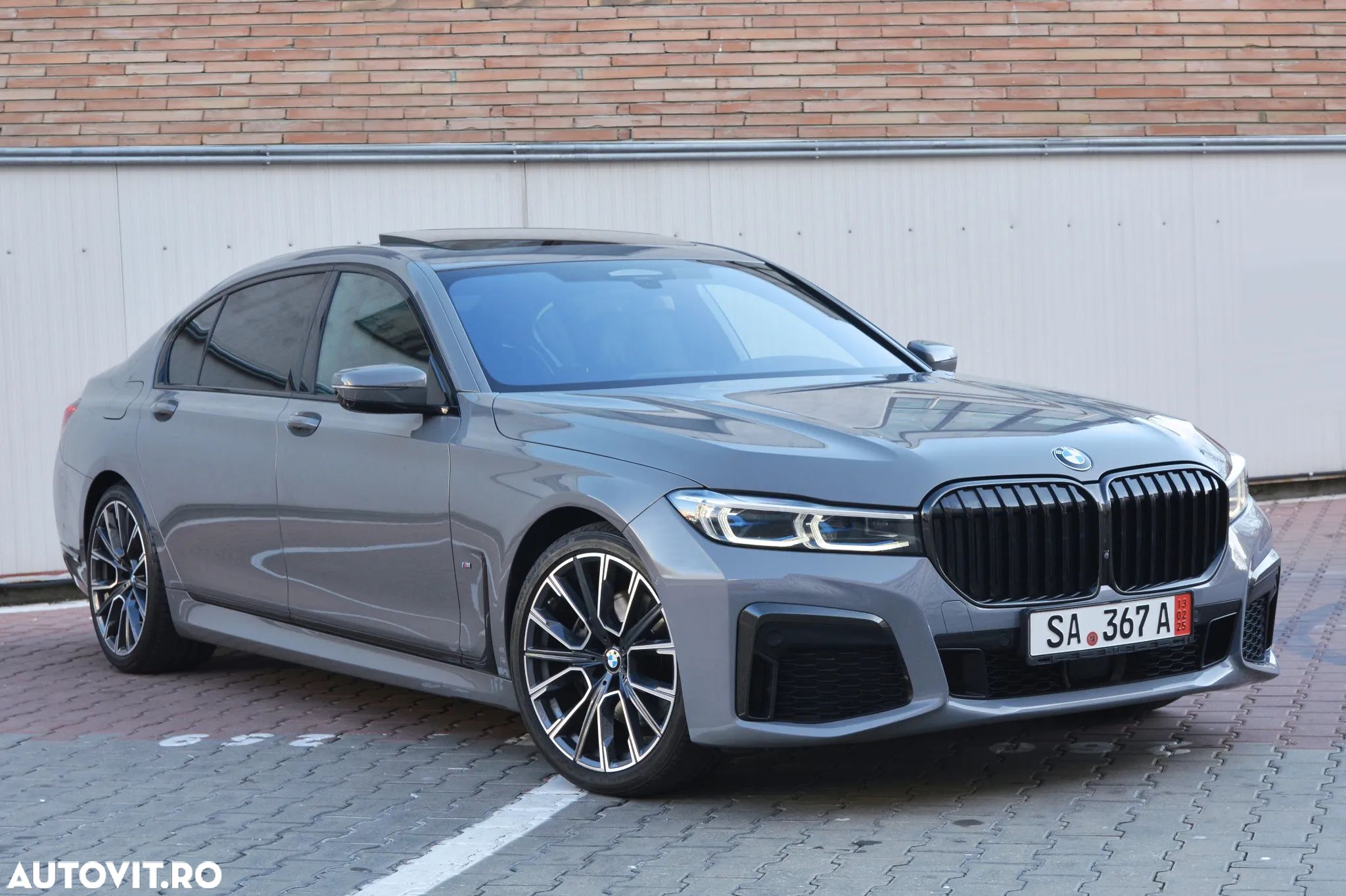 BMW Seria 7 730Ld xDrive MHEV - 1