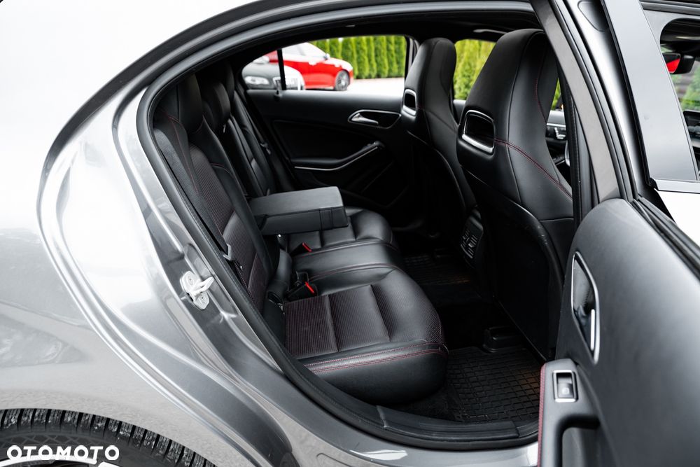 Mercedes-Benz Klasa A 200 7G-DCT AMG Line - 21