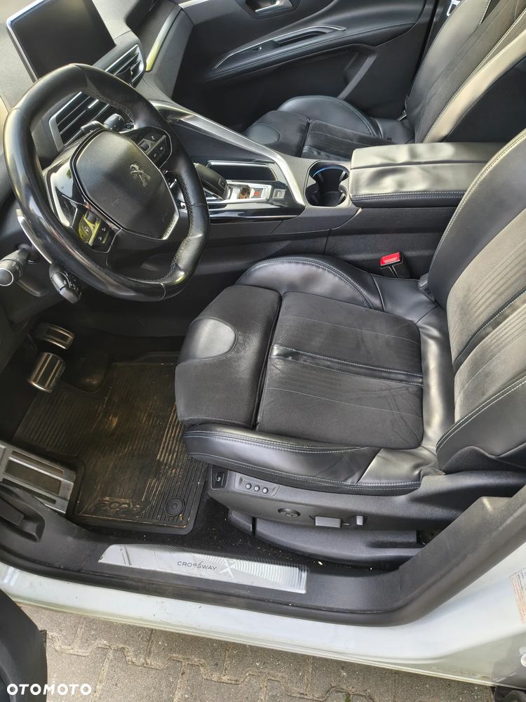 Peugeot 5008 - 12
