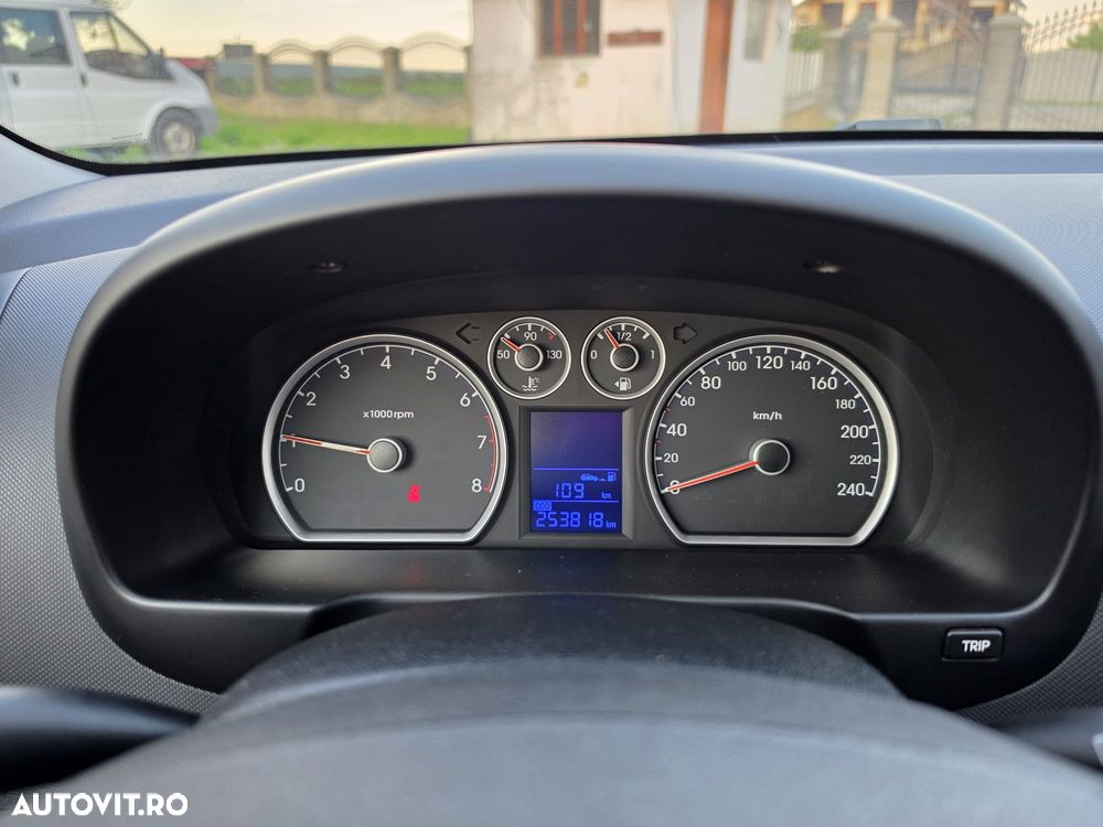 Hyundai i30 1.4 VM Classic - 8