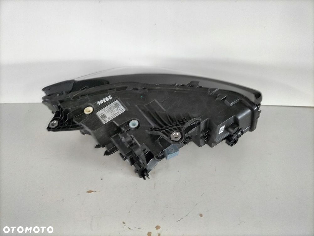 Lampa przednia lewa BMW 2 U06 ACTIVE TOURER 21- - 4