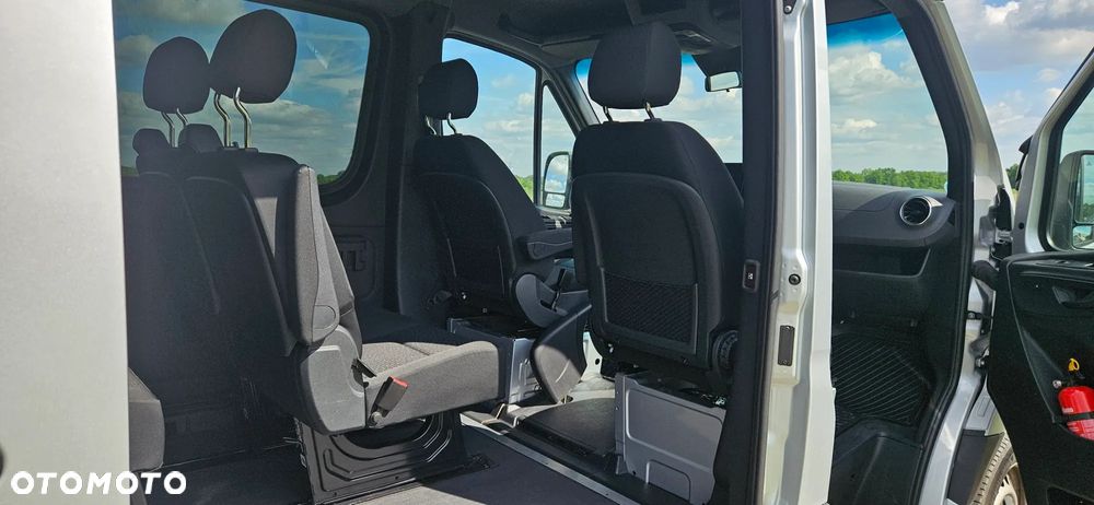 Mercedes-Benz Sprinter - 7