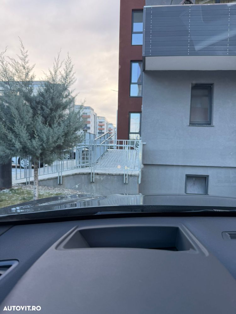 BMW X1 xDrive20i Aut. M Sport - 24