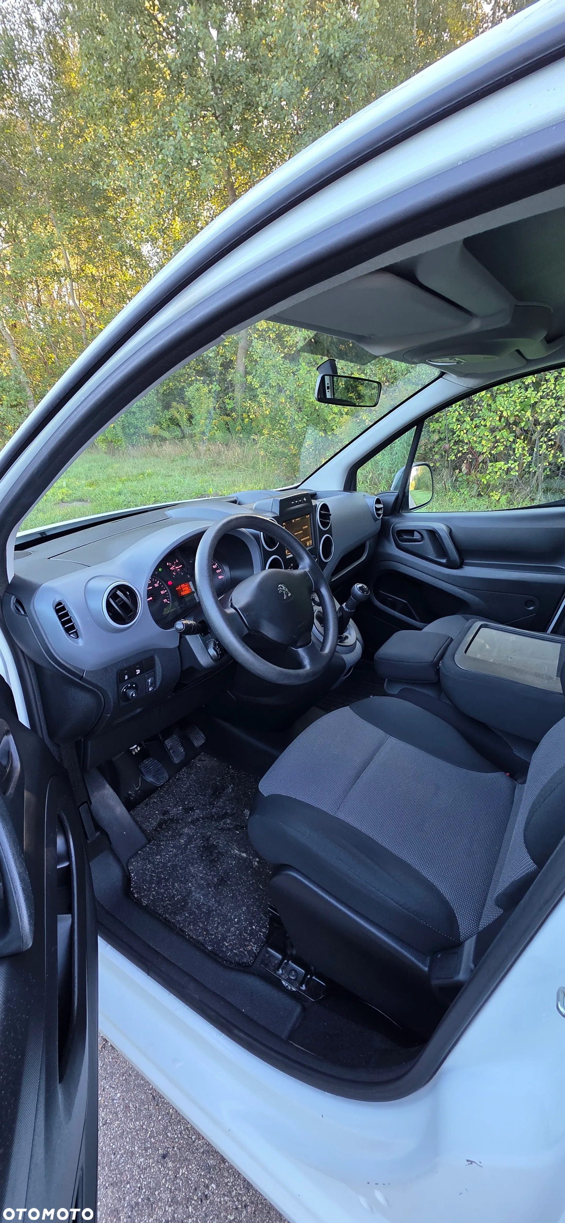 Peugeot PARTNER - 18