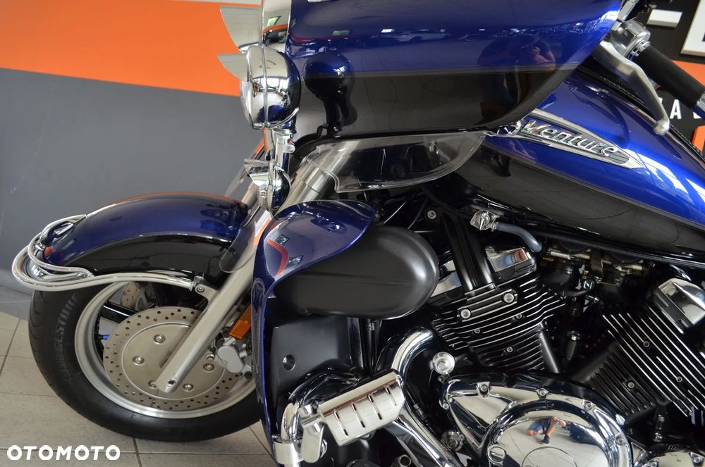 Yamaha Venture - 24