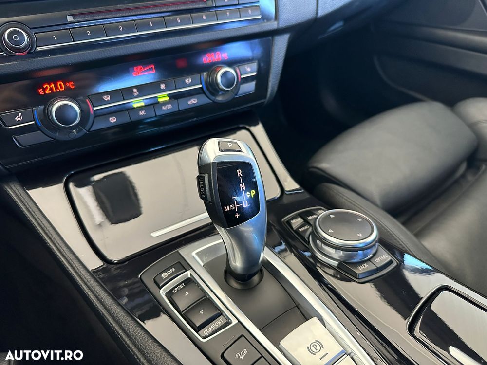 BMW Seria 5 520d xDrive AT - 24