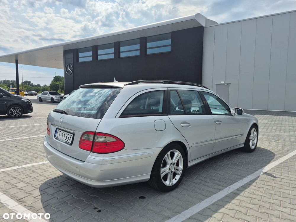 Mercedes-Benz Klasa E 320 CDI 7G-TRONIC Avantgarde - 4