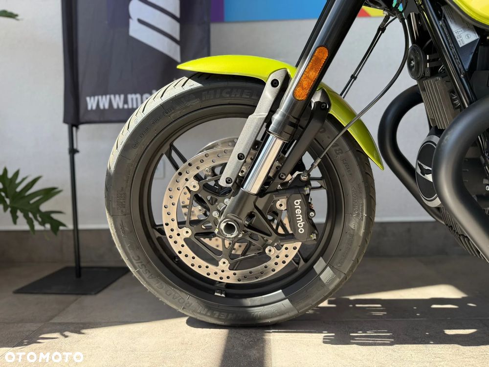 Moto Guzzi V7 - 13
